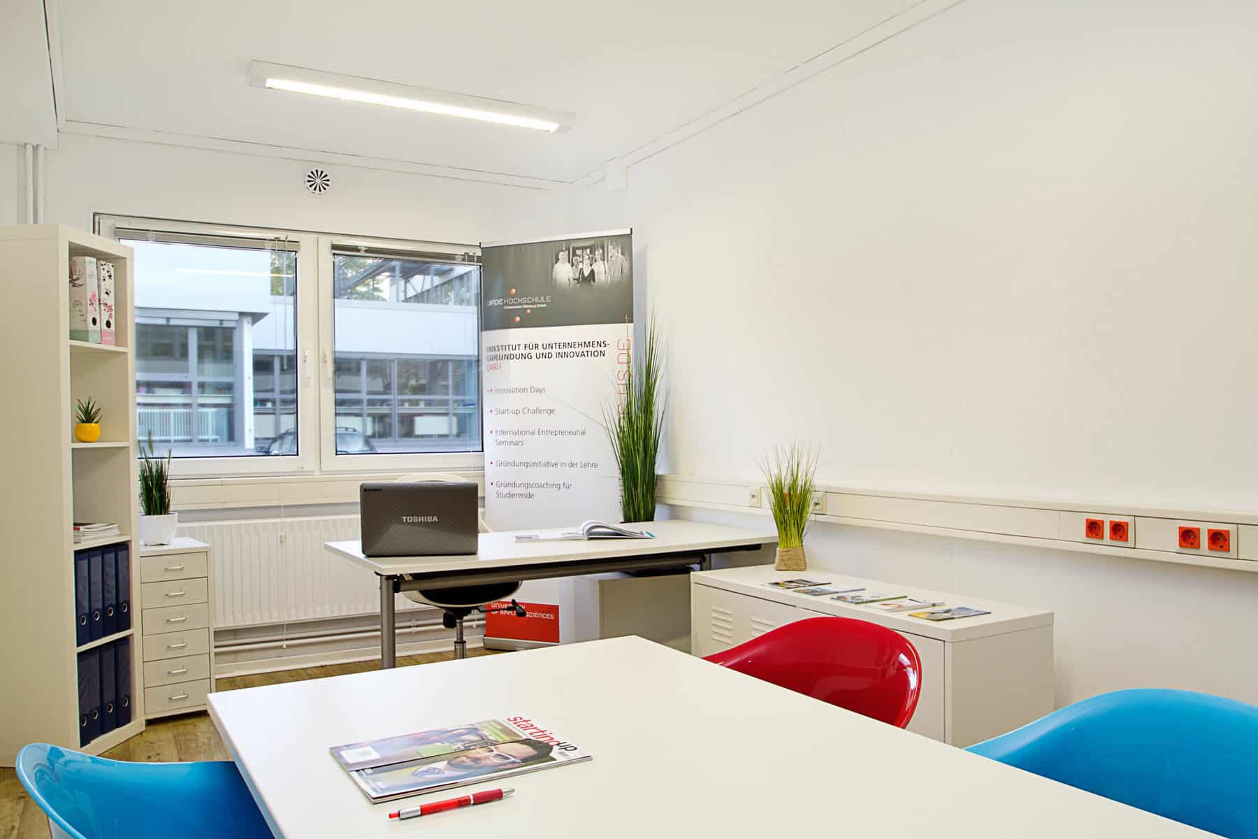 Jade Startup Box - Workspace - Büro 1b