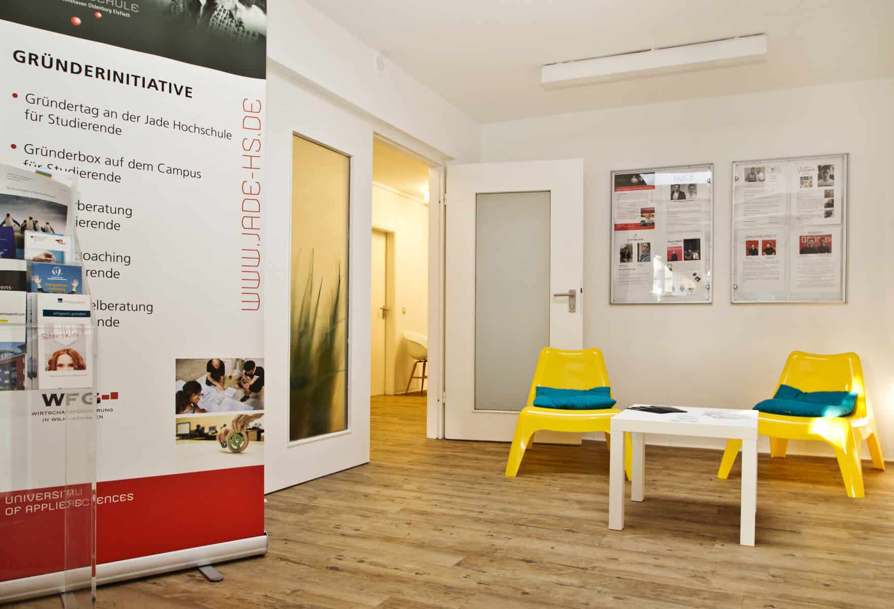 Jade Startup Box - Workspace - Eingangsbereich